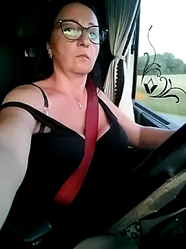 Milfa_nimfomana webcam