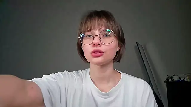 ExitedTroth webcam