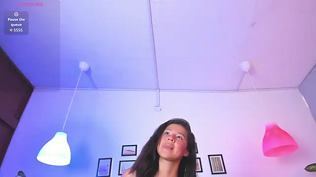 Skyy_bloom webcam