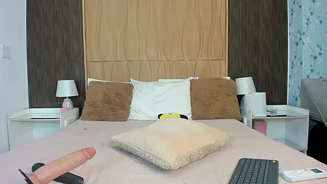 AlisHoward webcam