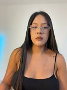 HoneyDolllXXX webcam