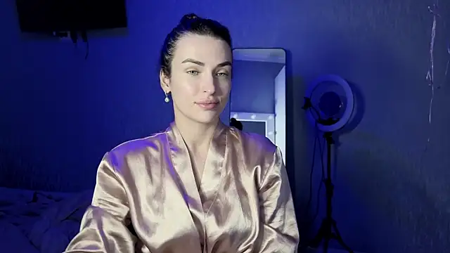 Kira__love1 webcam