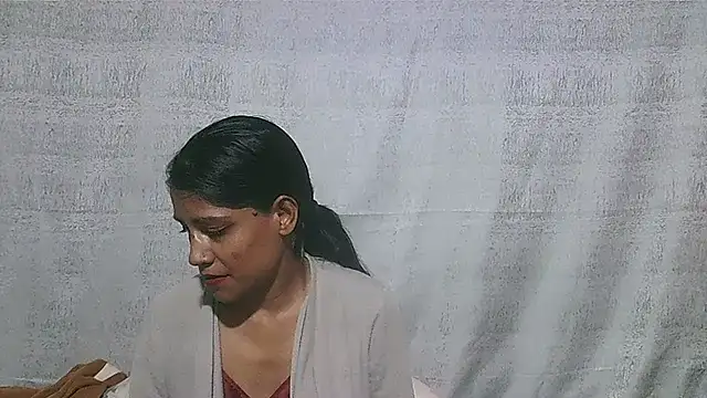 SexyIndianSky69 webcam