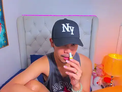 AsianZero webcam