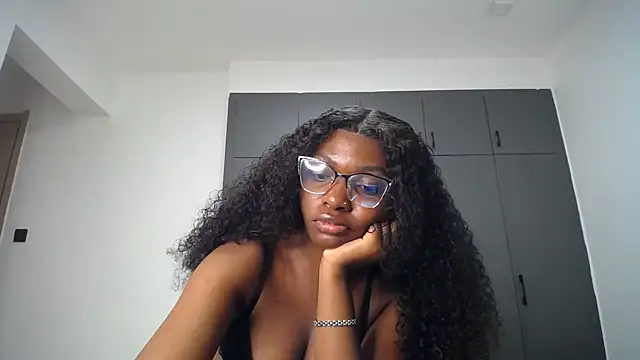Pretty_Liya08 webcam