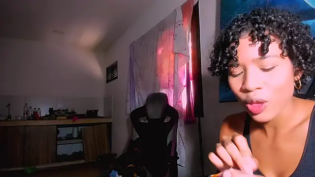 bad_girl_xxx webcam