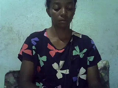 ElianeHot webcam
