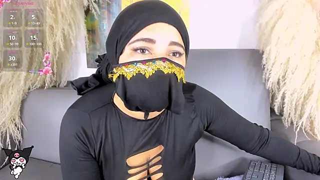 alanna_sahir webcam