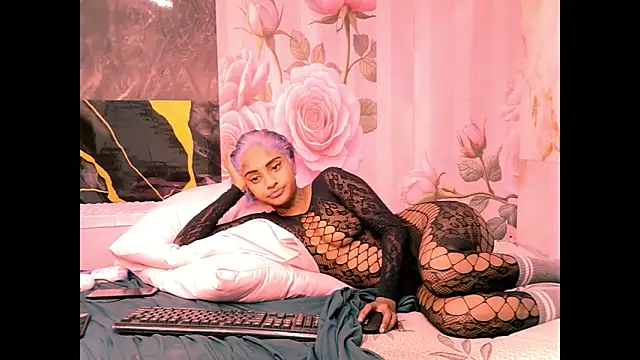 indian_barbie webcam