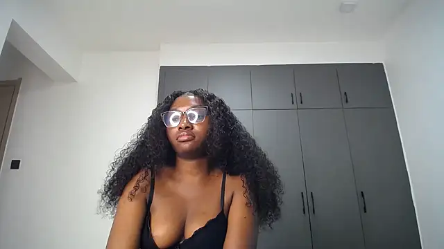 Pretty_Liya08 webcam