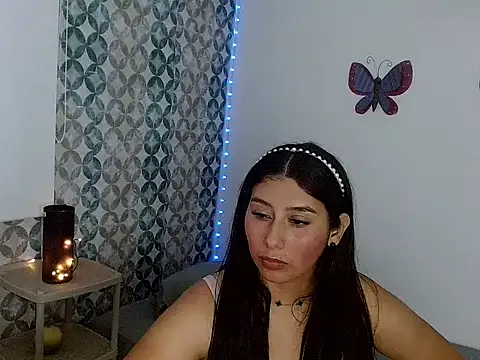 Melaniecarsonew webcam