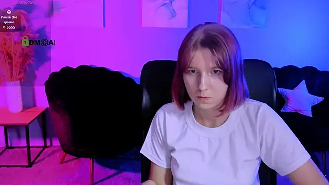 gloria_bubble webcam