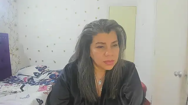vikyadams webcam