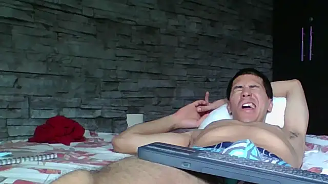 Sexylatin64 webcam