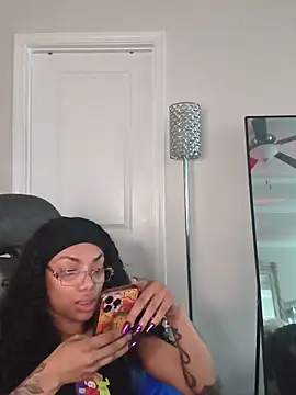 butterflybootyy webcam