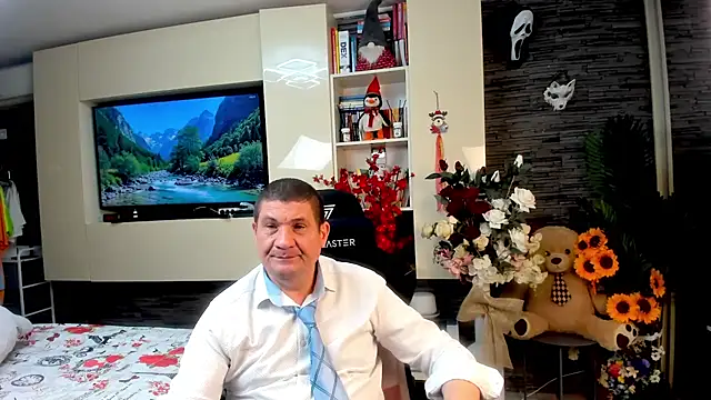 SpartacusDaddy48 webcam
