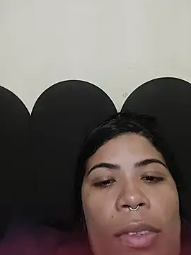 IndiaPozuda_ webcam