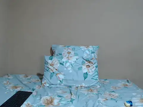 KinkyPxx webcam