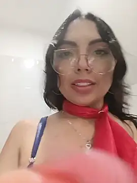 JENNIFER__03 webcam