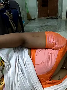 MaaliiiPonuTamil webcam