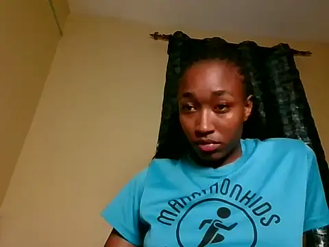 pinky_aura22 webcam