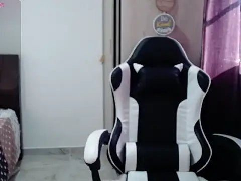 sherryblossom__ webcam