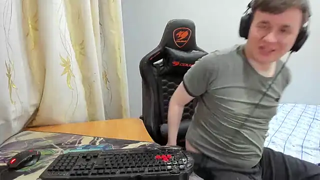 iliaskrislove webcam
