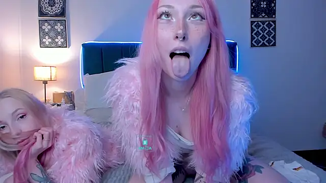 AlexRoseLiRed live sex cam