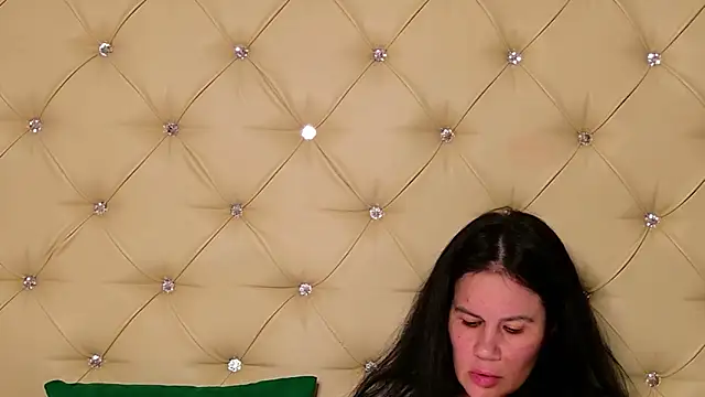 KattieSims webcam