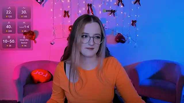 luna_berryy webcam