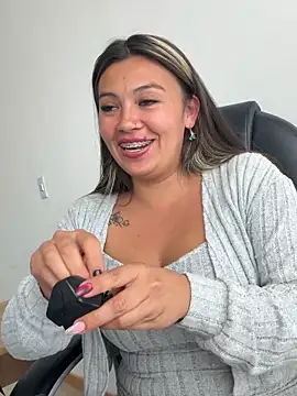 LIZ-06_ webcam