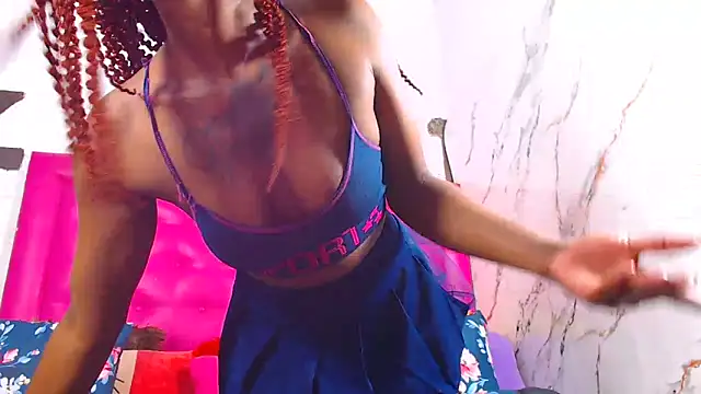 LoloQueen5 webcam