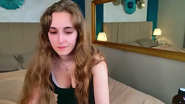 Tara_Keats webcam