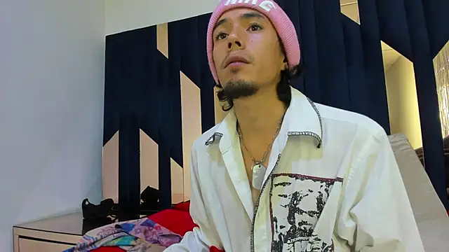 KikyoAndDrey webcam
