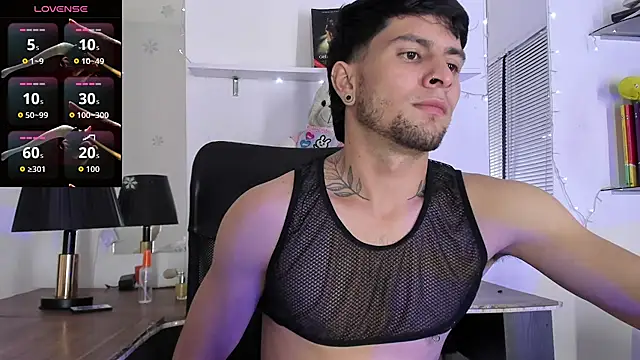 StefanoBigCock webcam