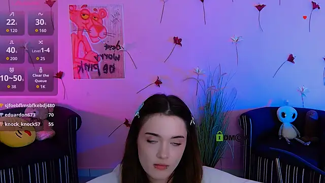 liana_kisses webcam