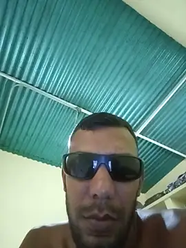 UnreadyChutzpa webcam
