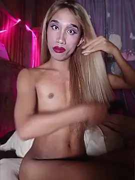 PeachyLuxe webcam