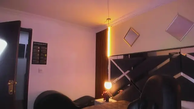 Kittie_Vixen webcam