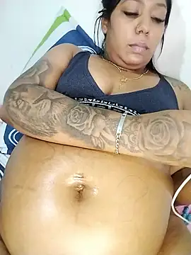 emma_purple_ webcam