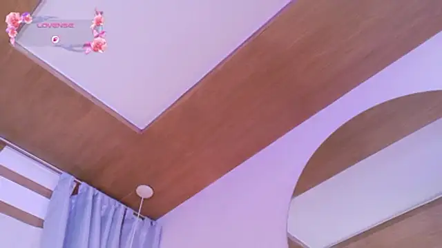 RenataLeclair webcam