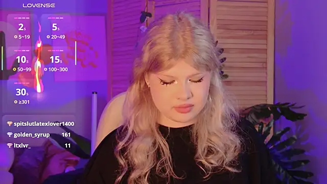 LilithNlsn webcam