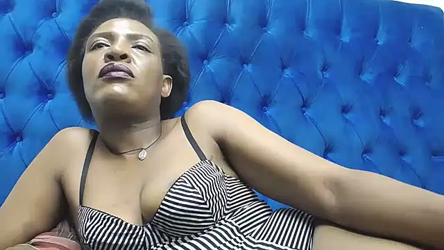 SpicyQueenxxxx webcam