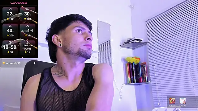 StefanoBigCock webcam