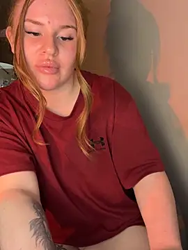 RedFoxQueen live sex cam