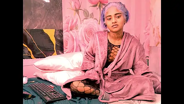 indian_barbie - Indian_barbie's free webcam - UK Sex Cams