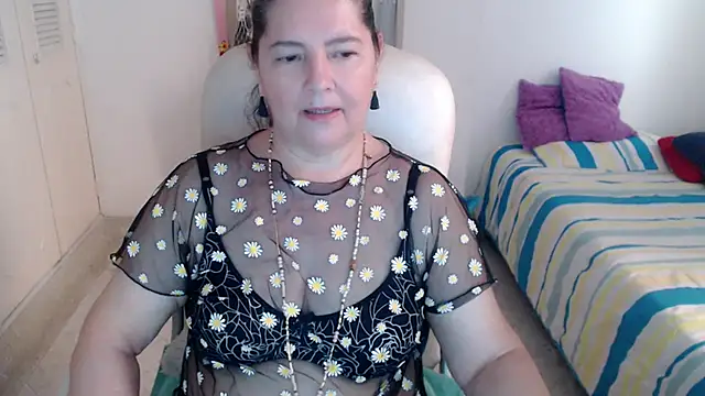 leonela_69 webcam