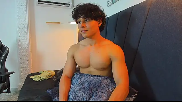 latin_beast4 (M twink) - CUM SHOW