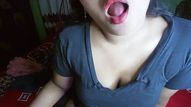 BengaliQueenStar webcam