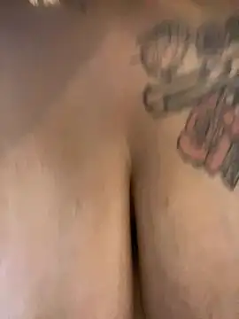 SEXYPRADAxx11 webcam